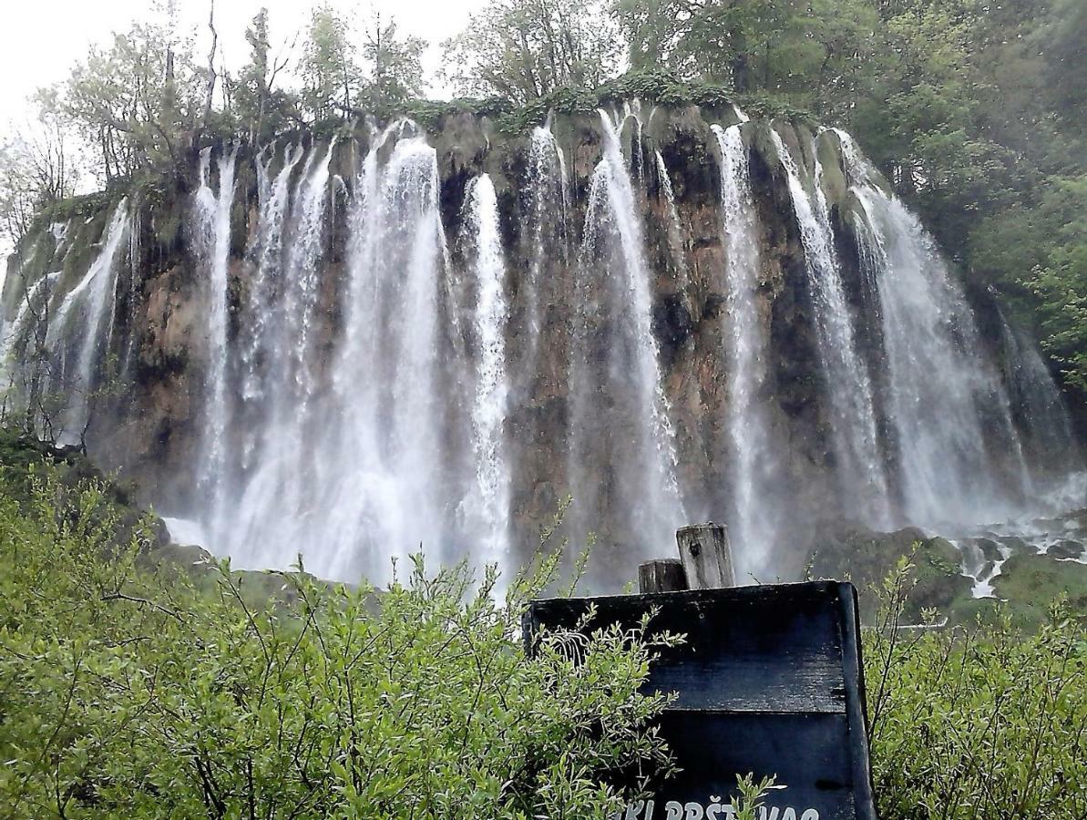Plitvice Konak Daic Plitvička Jezera Buitenkant foto